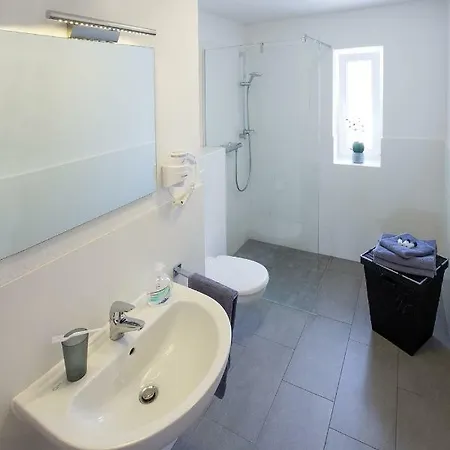 Boardinghouse Living28