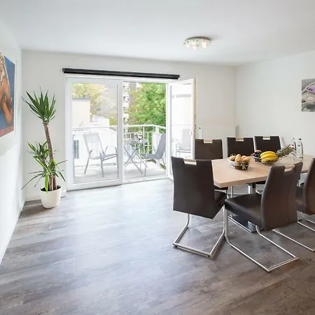 Boardinghouse Living28 Lejlighedshotel 3*